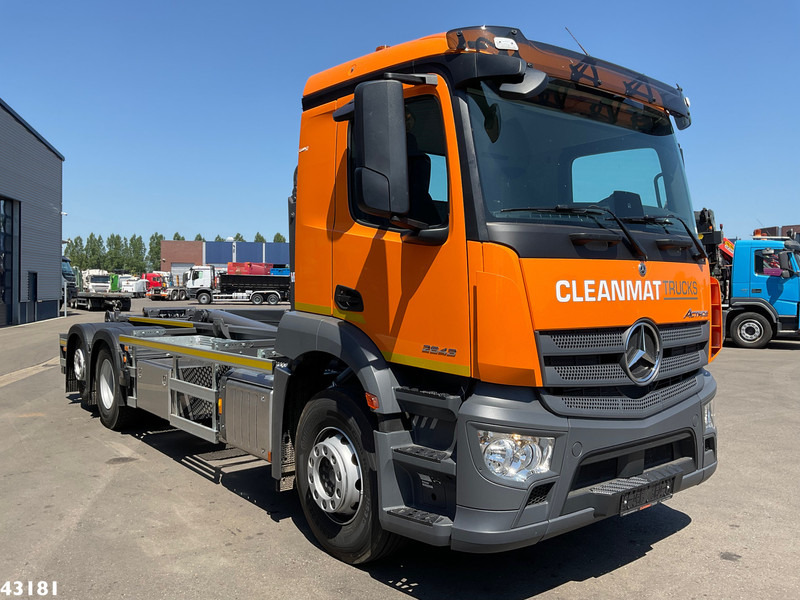 Mercedes-Benz Actros 2643 VDL 21 Ton haakarmsysteem - Hákový nosič kontejnerů: obrázek 3 Mercedes-Benz Actros 2643 VDL 21 Ton haakarmsysteem - Hákový nosič kontejnerů: obrázek 3