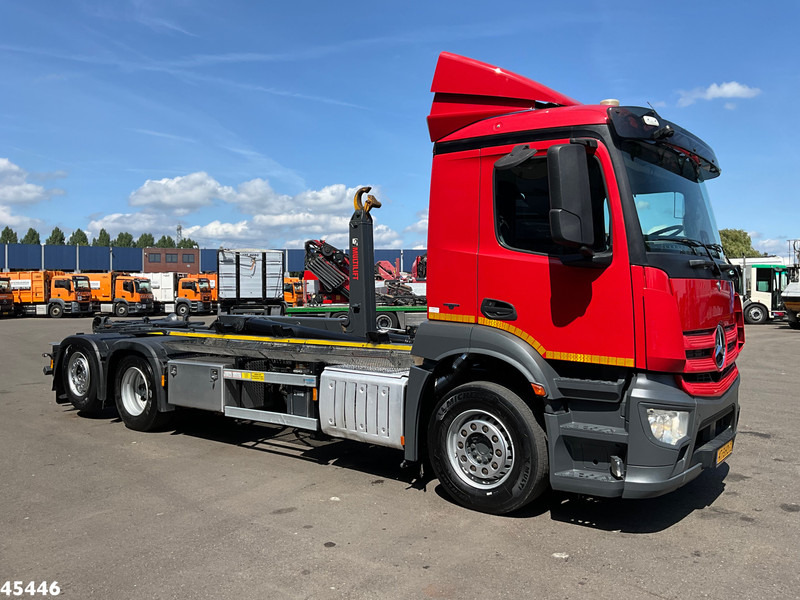 Mercedes-Benz Antos 2543 Euro 6 Multilift 26 Ton haakarmsysteem - Hákový nosič kontejnerů: obrázek 3 Mercedes-Benz Antos 2543 Euro 6 Multilift 26 Ton haakarmsysteem - Hákový nosič kontejnerů: obrázek 3