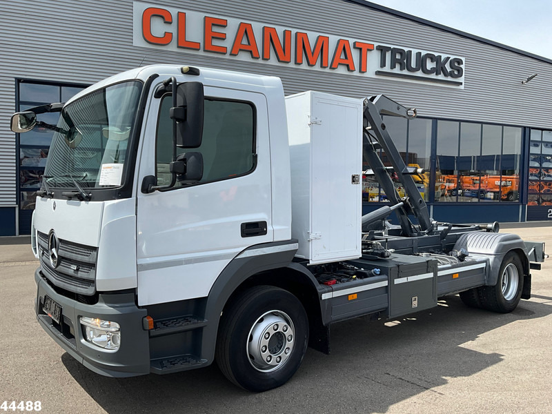 Mercedes-Benz Atego 1218 Euro 6 Manual 7 Ton haakarmsysteem - Hákový nosič kontejnerů: obrázek 1 Mercedes-Benz Atego 1218 Euro 6 Manual 7 Ton haakarmsysteem - Hákový nosič kontejnerů: obrázek 1