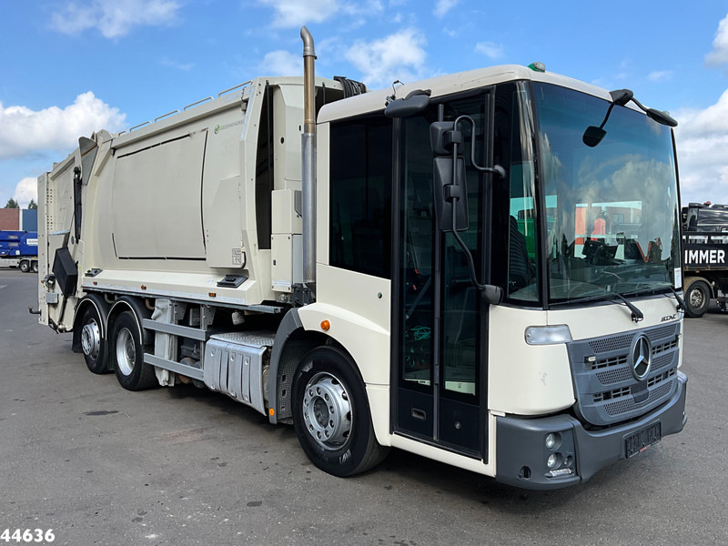Mercedes-Benz Econic 2630 Euro 6 Norba MF 300 18m³ 2 compartimenten - Vůz na odvoz odpadků: obrázek 4 Mercedes-Benz Econic 2630 Euro 6 Norba MF 300 18m³ 2 compartimenten - Vůz na odvoz odpadků: obrázek 4