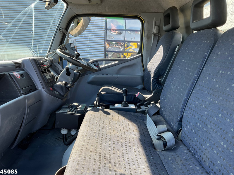 Zametací vůz Mitsubishi Canter 7C15 Brock sweeper Just 94.095 km!: obrázek 16