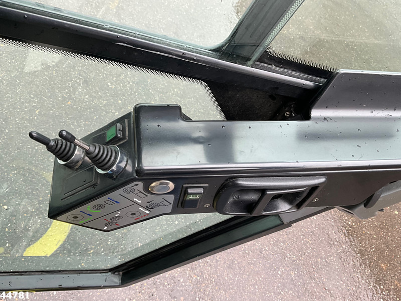 Zametací vůz Ravo 540 CD Euro 6 with 3-rd brush: obrázek 15 Zametací vůz Ravo 540 CD Euro 6 with 3-rd brush: obrázek 15