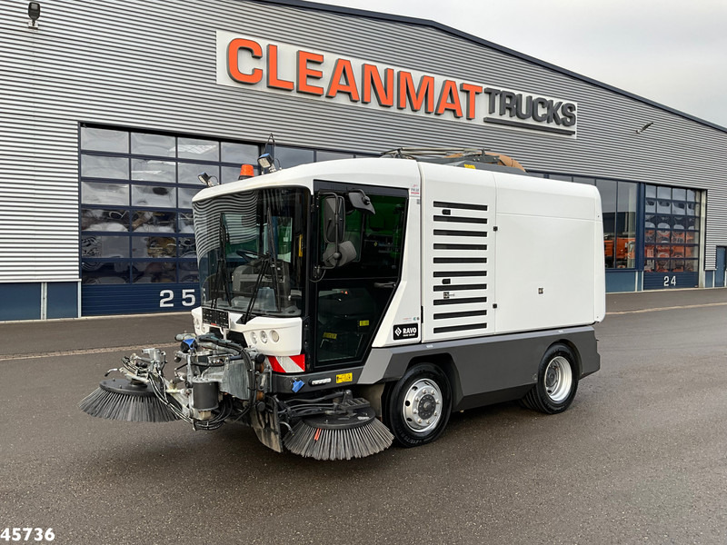Ravo 540 Euro 6 with new 3-rd brush! - Zametací vůz: obrázek 4 Ravo 540 Euro 6 with new 3-rd brush! - Zametací vůz: obrázek 4