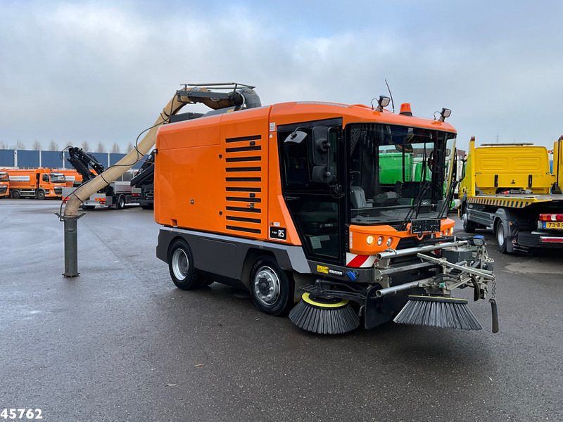 Ravo 580 Euro 6 with 3-rd brush - Zametací vůz: obrázek 5 Ravo 580 Euro 6 with 3-rd brush - Zametací vůz: obrázek 5