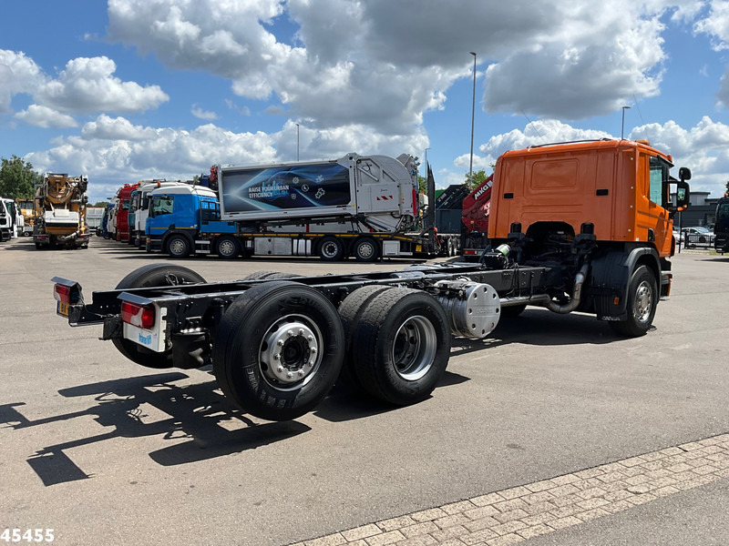 Scania P 280 6x2 Chassis Cabine with PTO Just 218.646 km! - Podvozek s kabinou: obrázek 4 Scania P 280 6x2 Chassis Cabine with PTO Just 218.646 km! - Podvozek s kabinou: obrázek 4