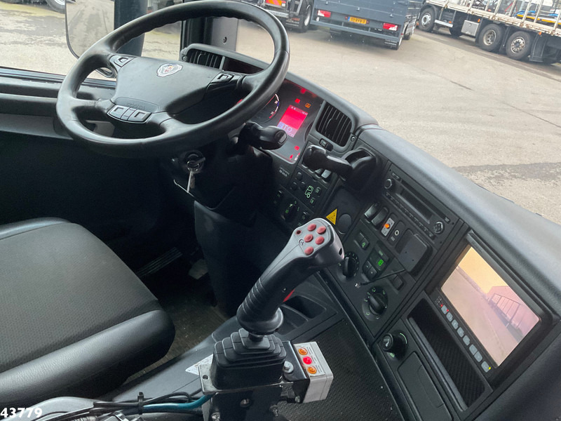 Scania P 360 8x2 Hiab 21 Tonmeter laadkraan - Hákový nosič kontejnerů, Auto s hydraulickou rukou: obrázek 4 Scania P 360 8x2 Hiab 21 Tonmeter laadkraan - Hákový nosič kontejnerů, Auto s hydraulickou rukou: obrázek 4