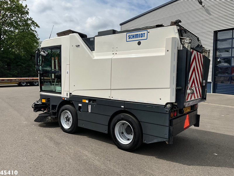 Schmidt Cleango 500 Compact Euro 6 with 3-rd brush - Zametací vůz: obrázek 4 Schmidt Cleango 500 Compact Euro 6 with 3-rd brush - Zametací vůz: obrázek 4