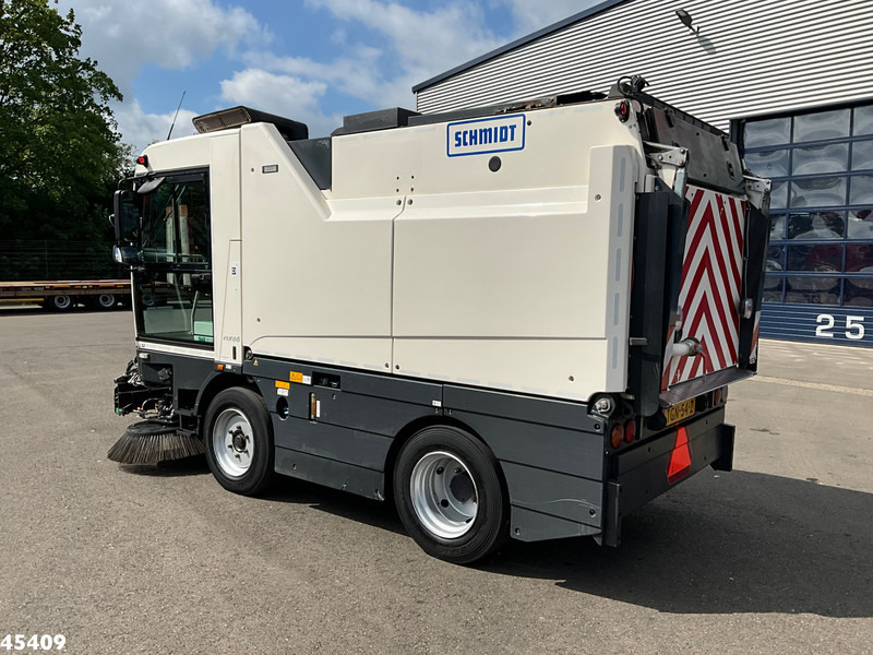 Schmidt Cleango 500 Compact Euro 6 with 3-rd brush - Zametací vůz: obrázek 4 Schmidt Cleango 500 Compact Euro 6 with 3-rd brush - Zametací vůz: obrázek 4