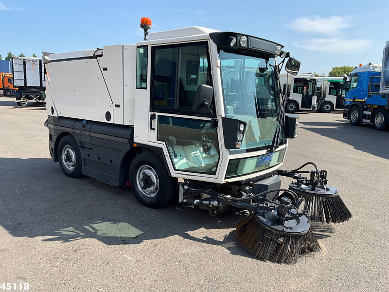 Schmidt Swingo Compact 200 Euro 6 - Zametací vůz: obrázek 4 Schmidt Swingo Compact 200 Euro 6 - Zametací vůz: obrázek 4