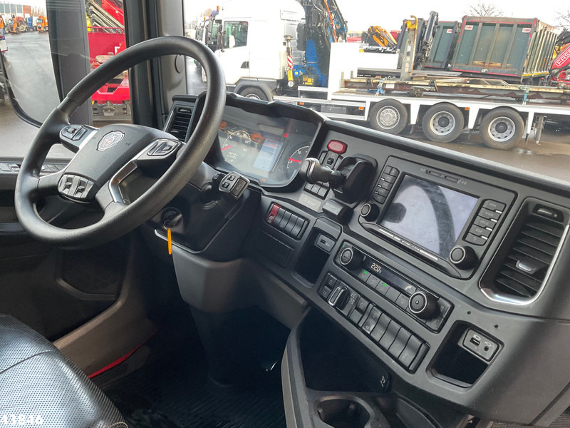 Tahač Scania R 580 V8 6x4 Euro 6 Retarder: obrázek 11