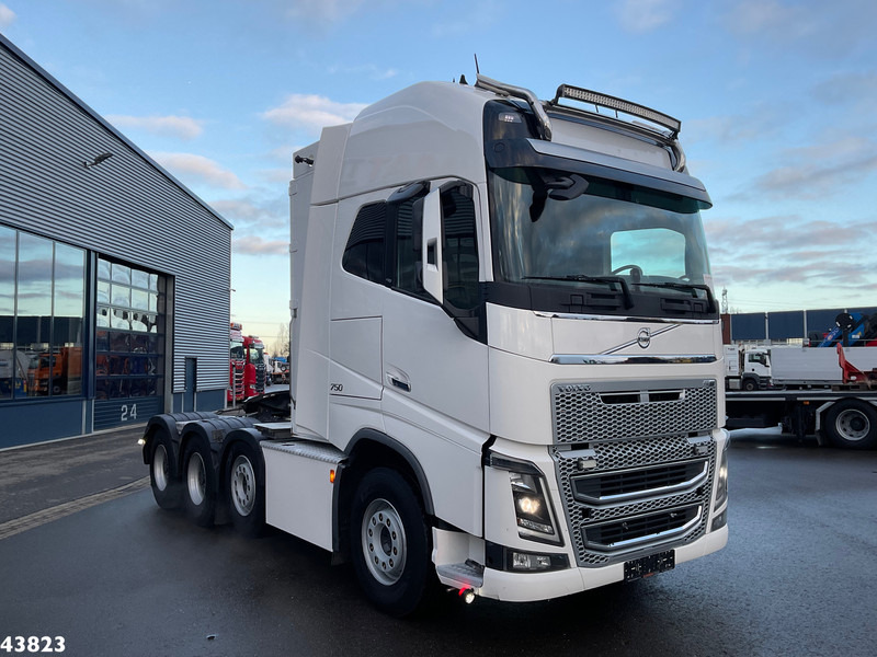 Volvo FH 16.750 8x4 Euro 6 Tridem Hydrauliek - Tahač: obrázek 3 Volvo FH 16.750 8x4 Euro 6 Tridem Hydrauliek - Tahač: obrázek 3