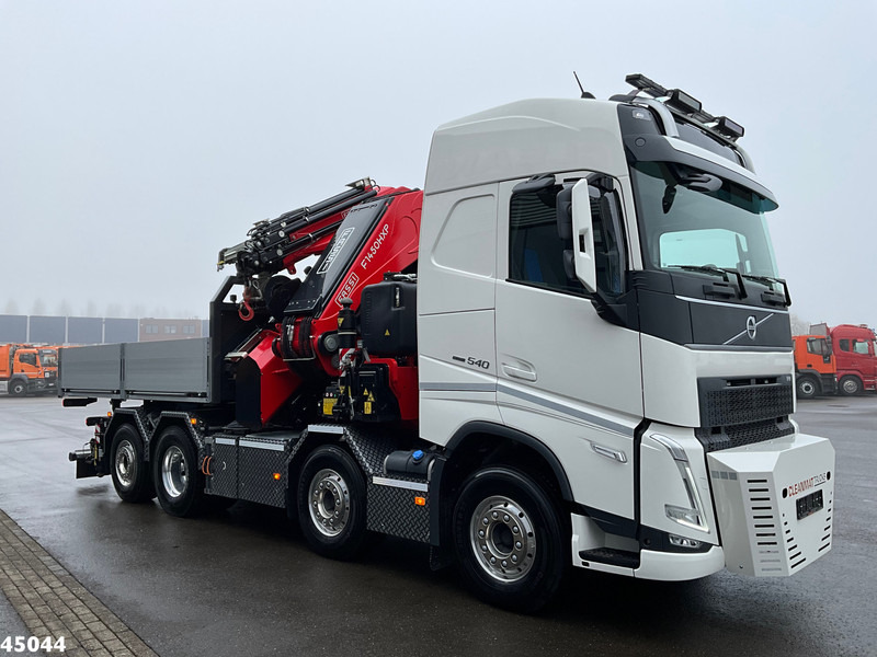 Volvo FH 540 8x2 Fassi 145 Tonmeter laadkraan + Fly-JIb Just 7.187 Km! Demo voertuig! - Tahač: obrázek 4 Volvo FH 540 8x2 Fassi 145 Tonmeter laadkraan + Fly-JIb Just 7.187 Km! Demo voertuig! - Tahač: obrázek 4