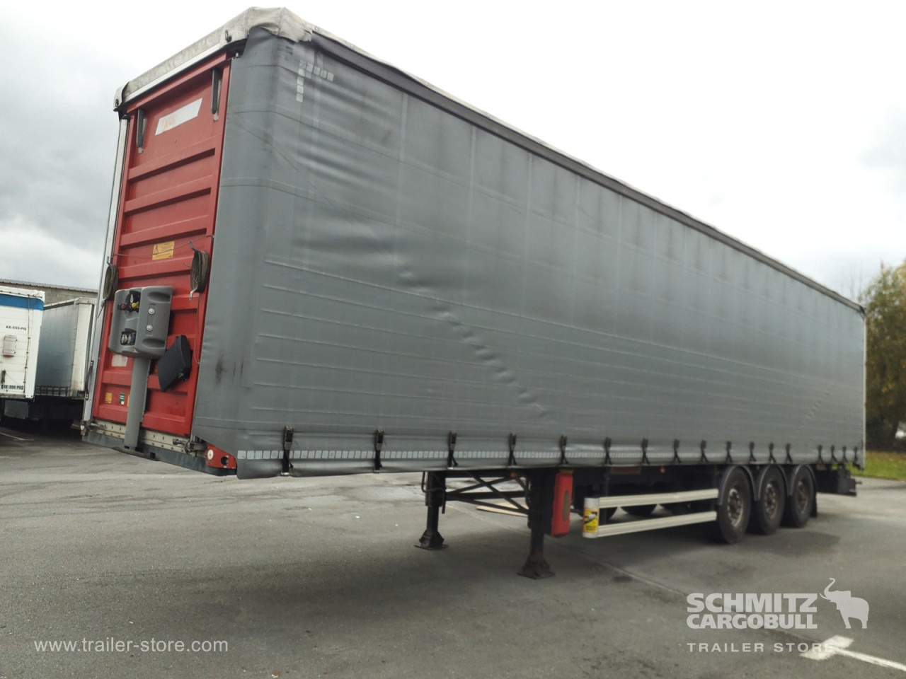 FRUEHAUF Curtainsider Standard - Plachtový návěs: obrázek 5 FRUEHAUF Curtainsider Standard - Plachtový návěs: obrázek 5