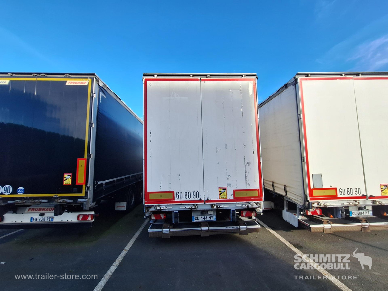 FRUEHAUF Curtainsider Standard Taillift - Plachtový návěs: obrázek 2 FRUEHAUF Curtainsider Standard Taillift - Plachtový návěs: obrázek 2