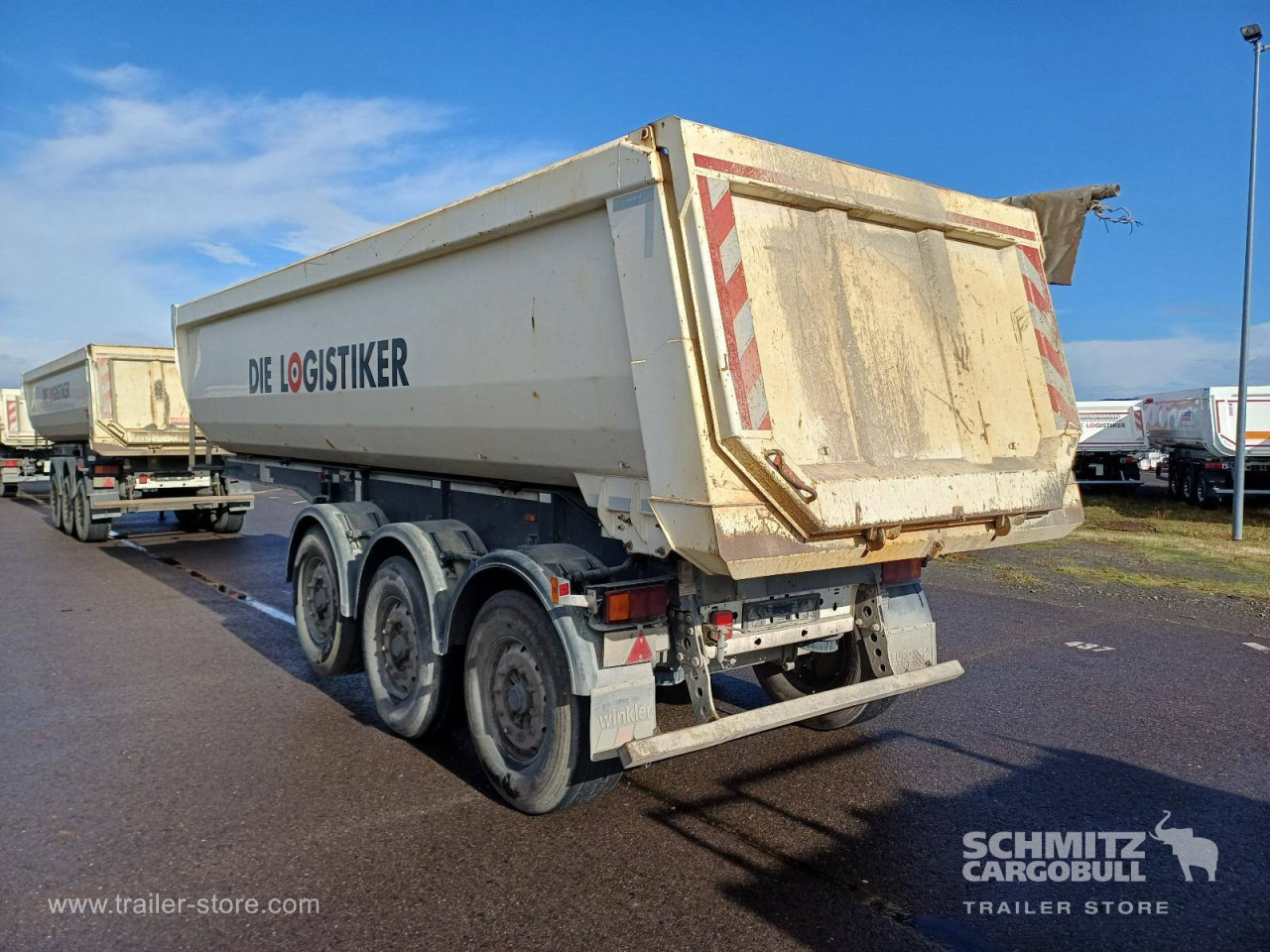 LANGENDORF Auflieger Kipper Stahlrundmulde 24m³ - Sklápěcí návěs: obrázek 5 LANGENDORF Auflieger Kipper Stahlrundmulde 24m³ - Sklápěcí návěs: obrázek 5