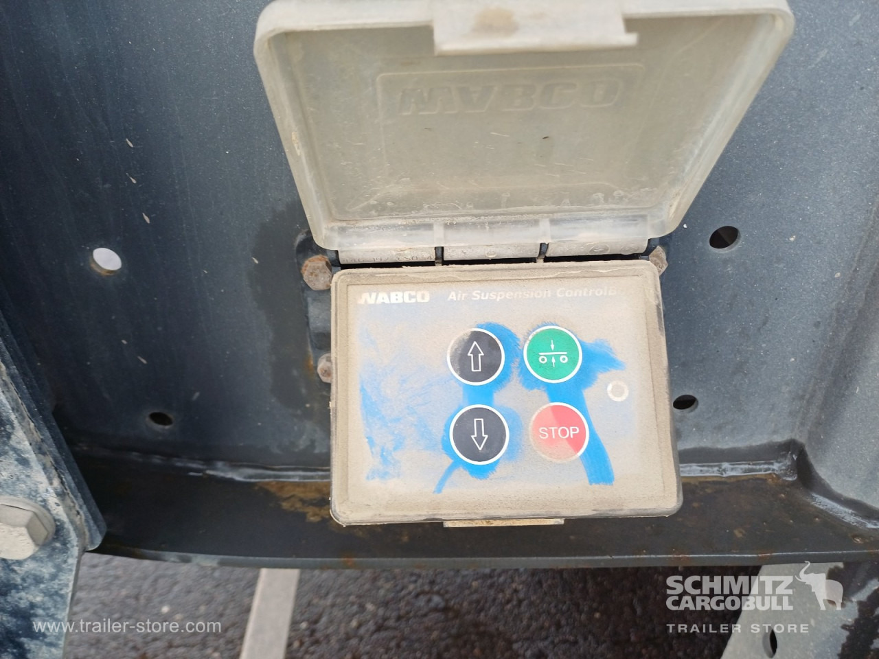 LANGENDORF Auflieger Kipper Stahlrundmulde 24m³ - Sklápěcí návěs: obrázek 4 LANGENDORF Auflieger Kipper Stahlrundmulde 24m³ - Sklápěcí návěs: obrázek 4