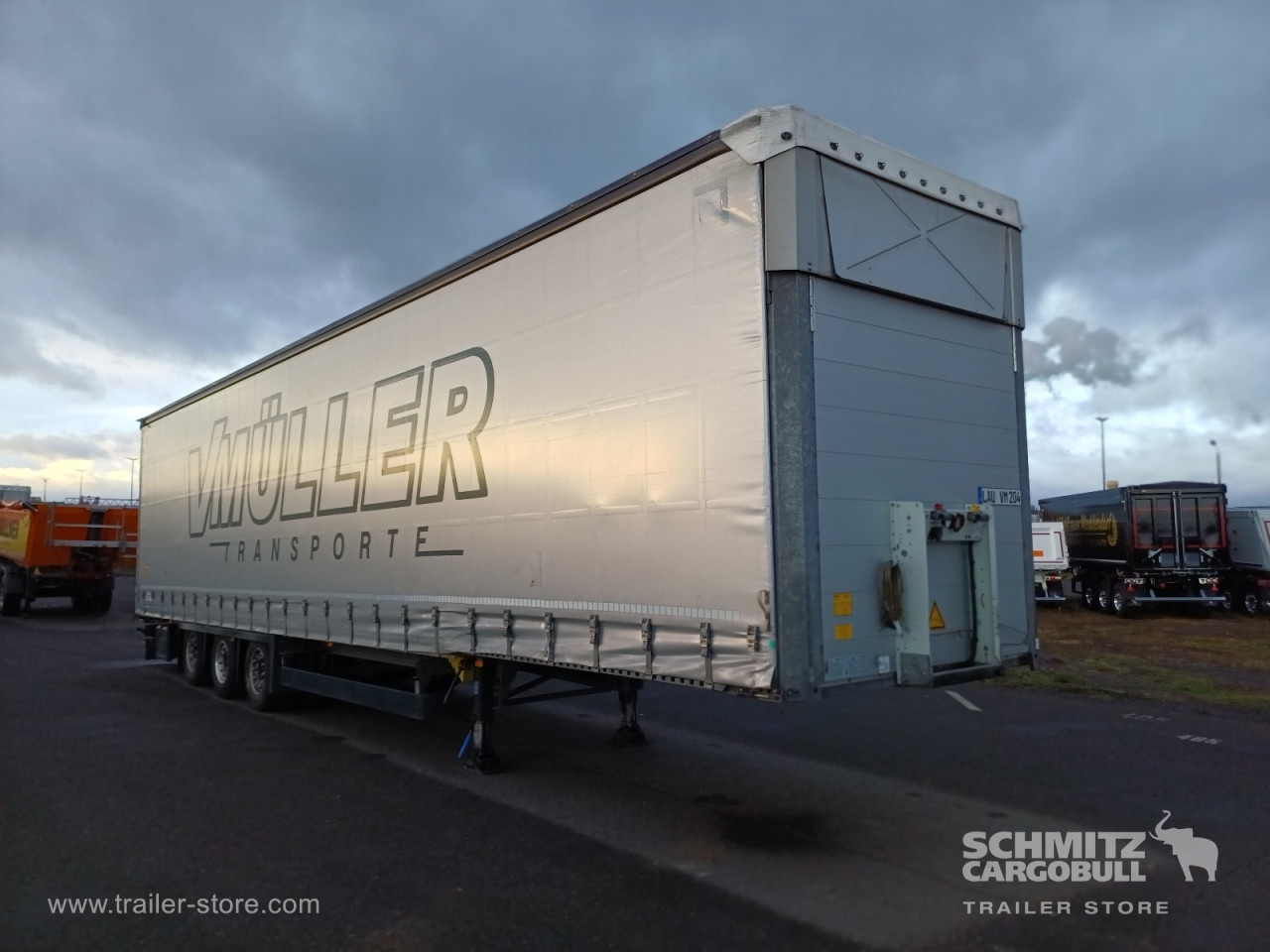 SCHMITZ Auflieger Curtainsider Mega - Plachtový návěs: obrázek 1 SCHMITZ Auflieger Curtainsider Mega - Plachtový návěs: obrázek 1