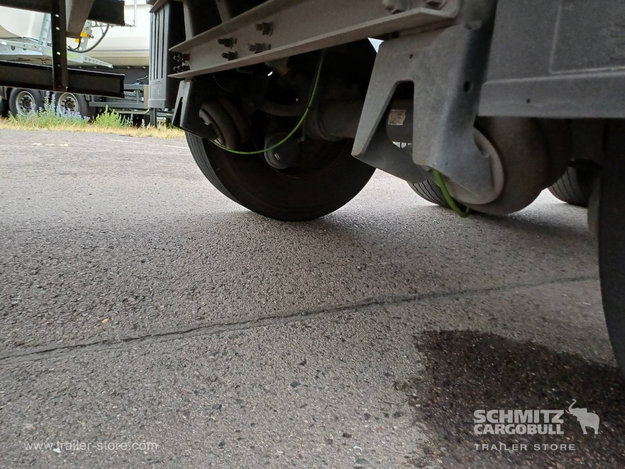SCHMITZ Auflieger Trockenfrachtkoffer Standard - Skříňový návěs: obrázek 4 SCHMITZ Auflieger Trockenfrachtkoffer Standard - Skříňový návěs: obrázek 4