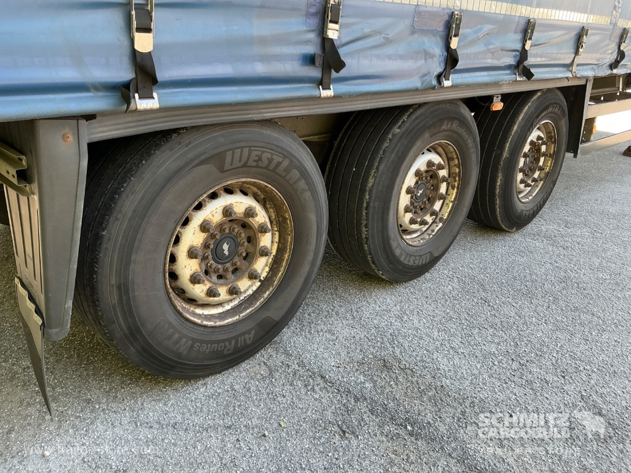SCHMITZ Curtainsider Standard - Plachtový návěs: obrázek 2 SCHMITZ Curtainsider Standard - Plachtový návěs: obrázek 2