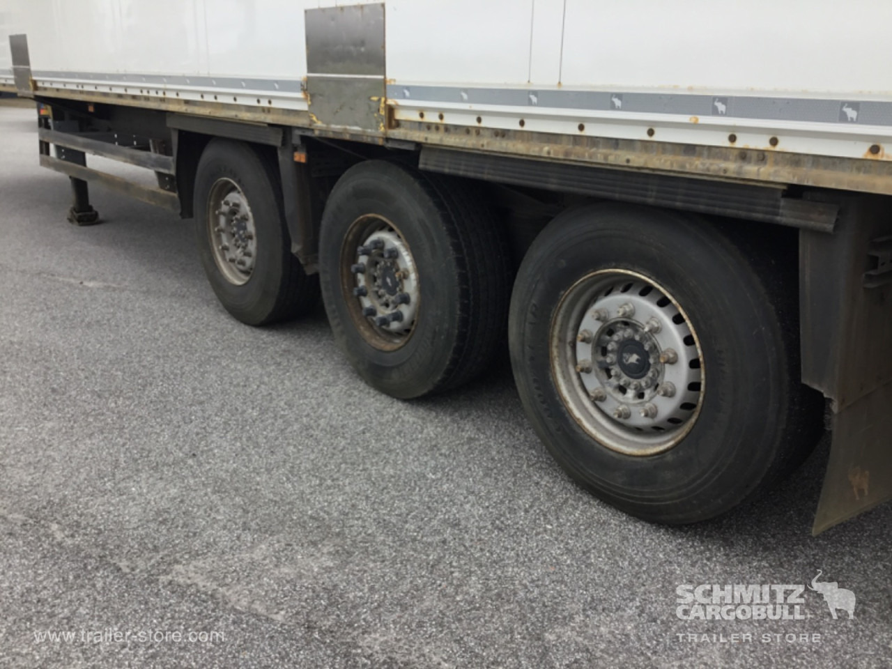 SCHMITZ Dryfreight Standard - Skříňový návěs: obrázek 4 SCHMITZ Dryfreight Standard - Skříňový návěs: obrázek 4