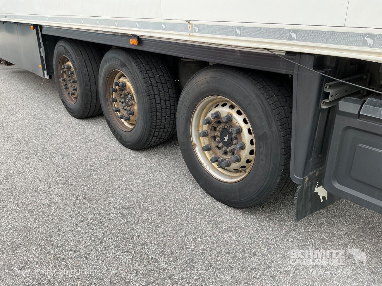 SCHMITZ Reefer Multitemp Double deck Taillift - Izotermický návěs: obrázek 5 SCHMITZ Reefer Multitemp Double deck Taillift - Izotermický návěs: obrázek 5