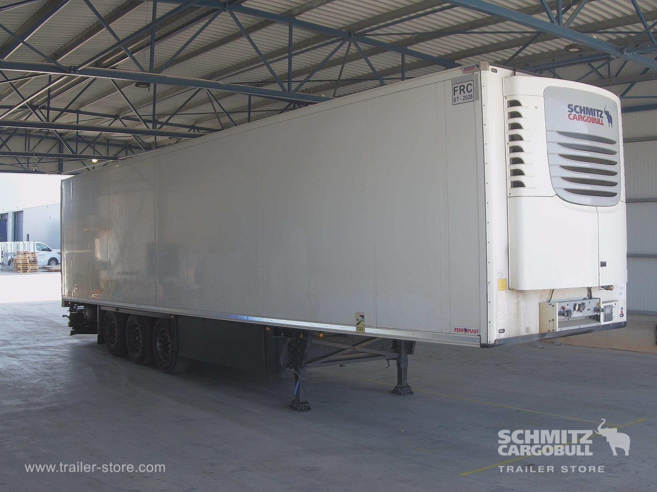 SCHMITZ Semiremolque Frigo Standard - Izotermický návěs: obrázek 4 SCHMITZ Semiremolque Frigo Standard - Izotermický návěs: obrázek 4