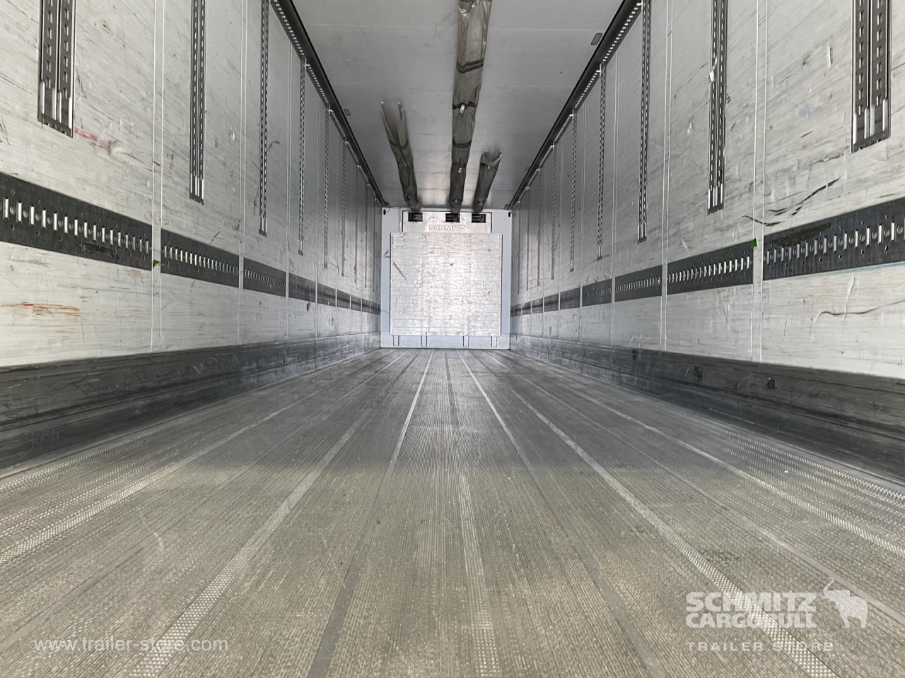 SCHMITZ Semiremolque Frigo Standard - Izotermický návěs: obrázek 5 SCHMITZ Semiremolque Frigo Standard - Izotermický návěs: obrázek 5