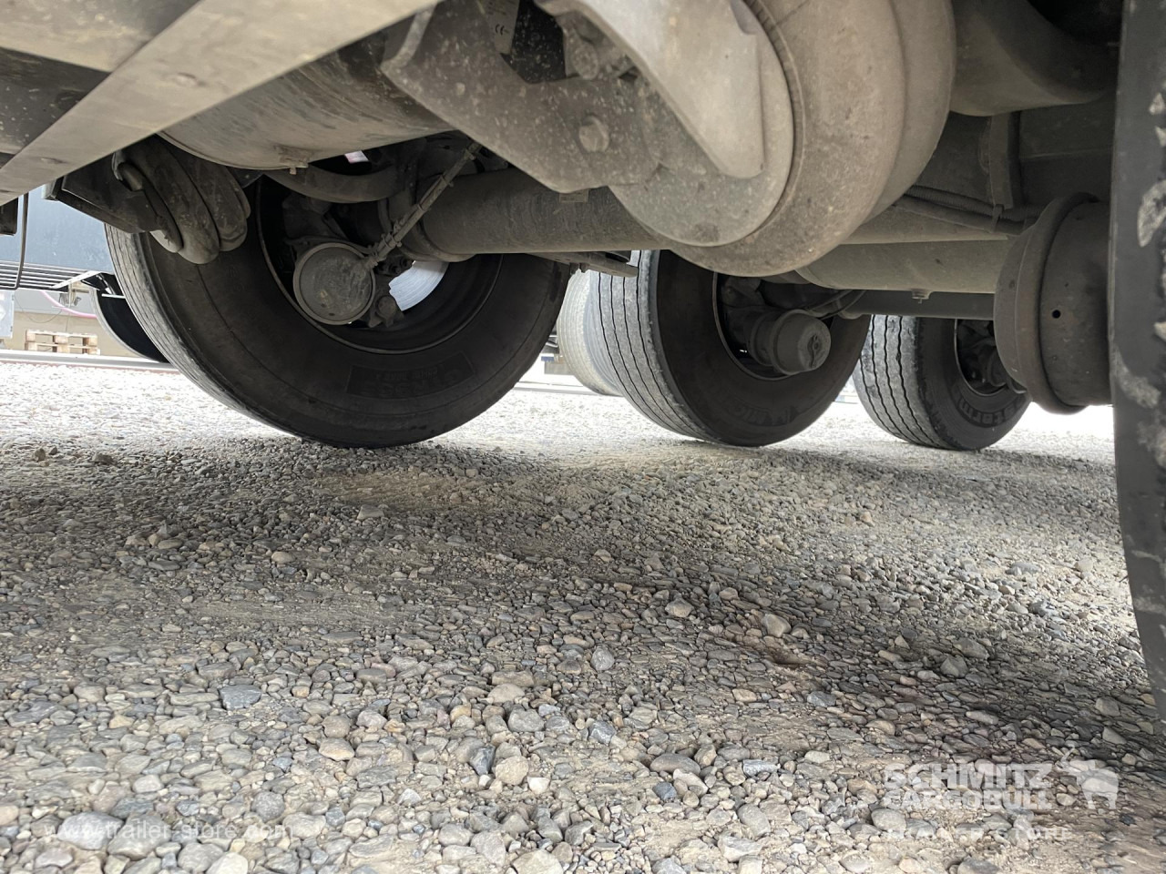 SCHMITZ Semiremolque Frigo Standard - Izotermický návěs: obrázek 3 SCHMITZ Semiremolque Frigo Standard - Izotermický návěs: obrázek 3