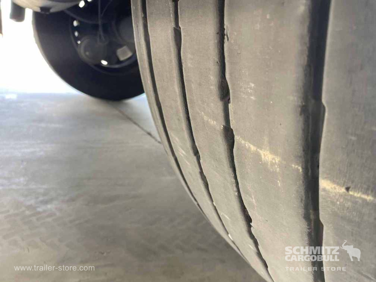 SCHMITZ Semiremolque Frigo Standard - Izotermický návěs: obrázek 2 SCHMITZ Semiremolque Frigo Standard - Izotermický návěs: obrázek 2