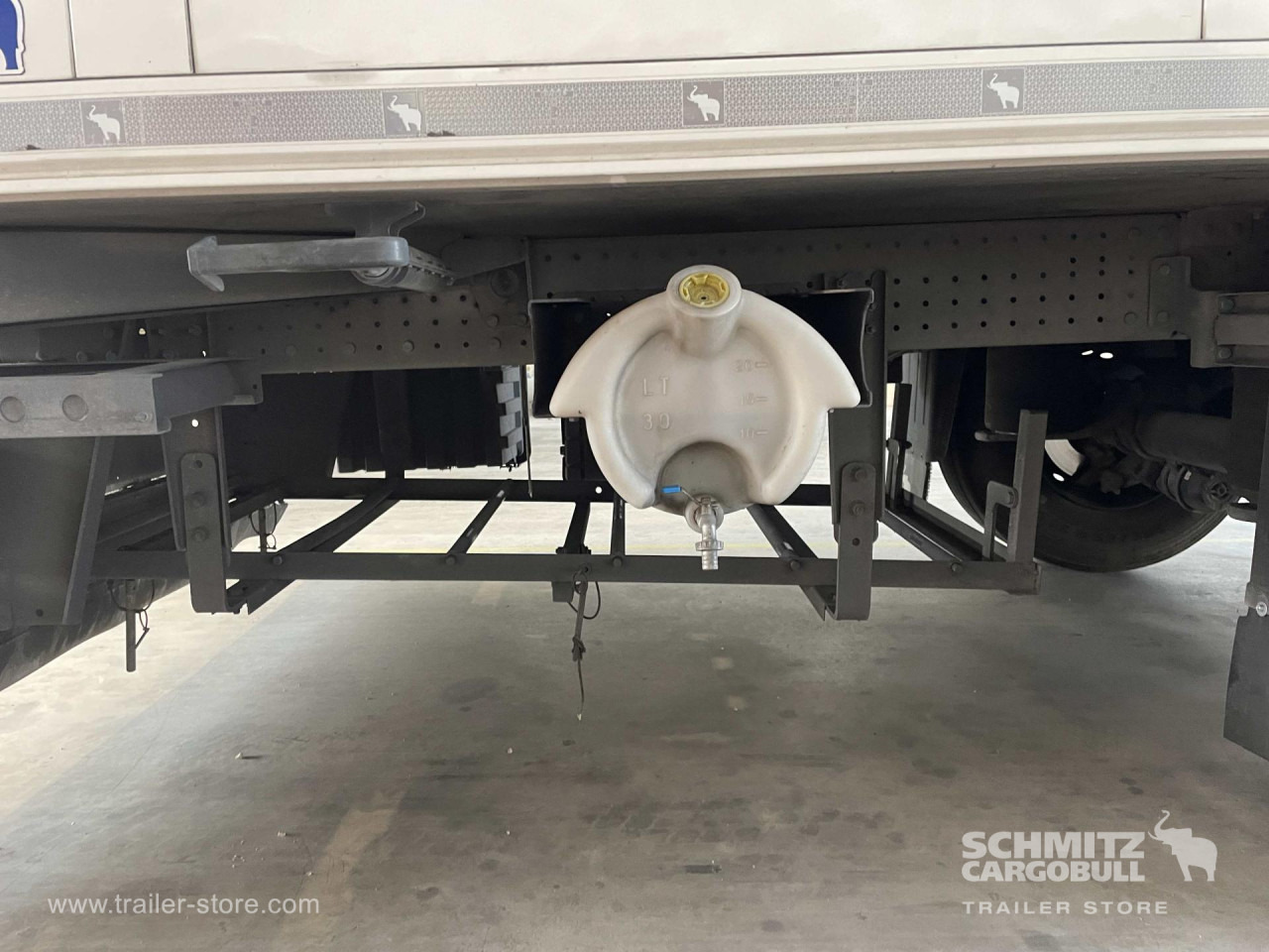 SCHMITZ Semiremolque Frigo Standard - Izotermický návěs: obrázek 2 SCHMITZ Semiremolque Frigo Standard - Izotermický návěs: obrázek 2