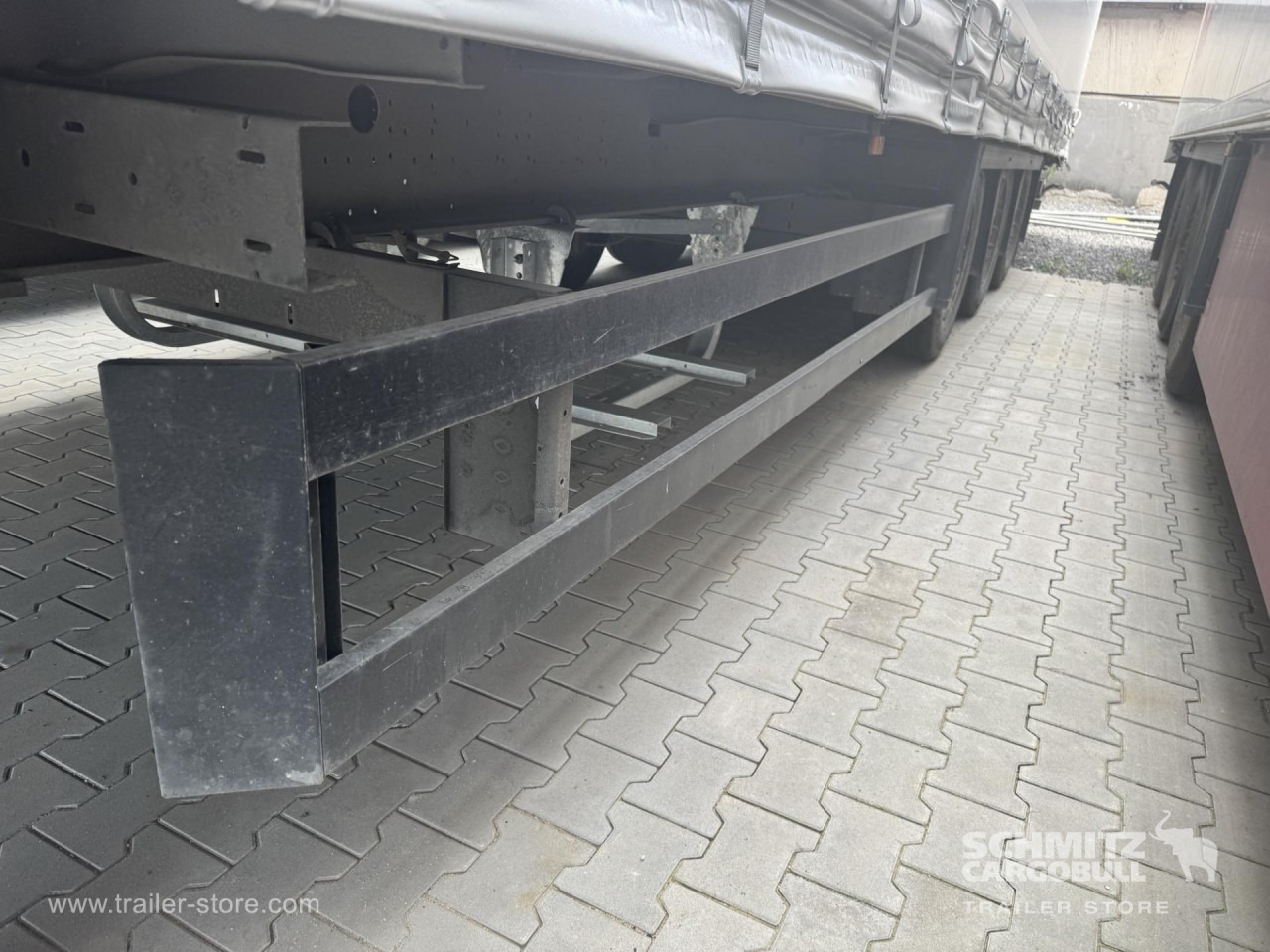 SCHMITZ Curtainsider Mega - Plachtový návěs: obrázek 2 SCHMITZ Curtainsider Mega - Plachtový návěs: obrázek 2