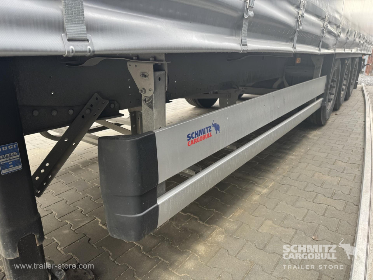 SCHMITZ Curtainsider Standard - Plachtový návěs: obrázek 2 SCHMITZ Curtainsider Standard - Plachtový návěs: obrázek 2