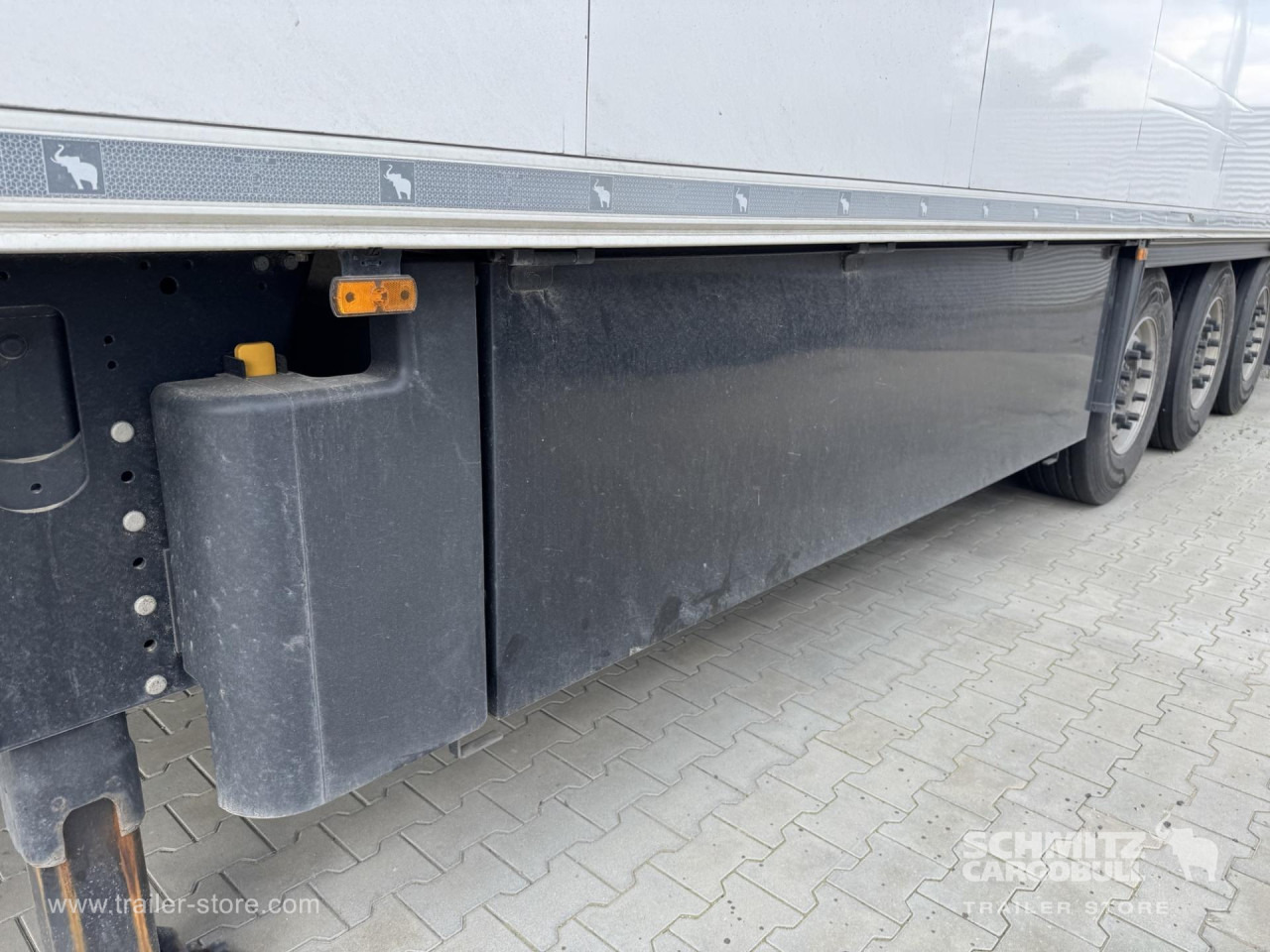 SCHMITZ Reefer Standard Double deck - Izotermický návěs: obrázek 4 SCHMITZ Reefer Standard Double deck - Izotermický návěs: obrázek 4
