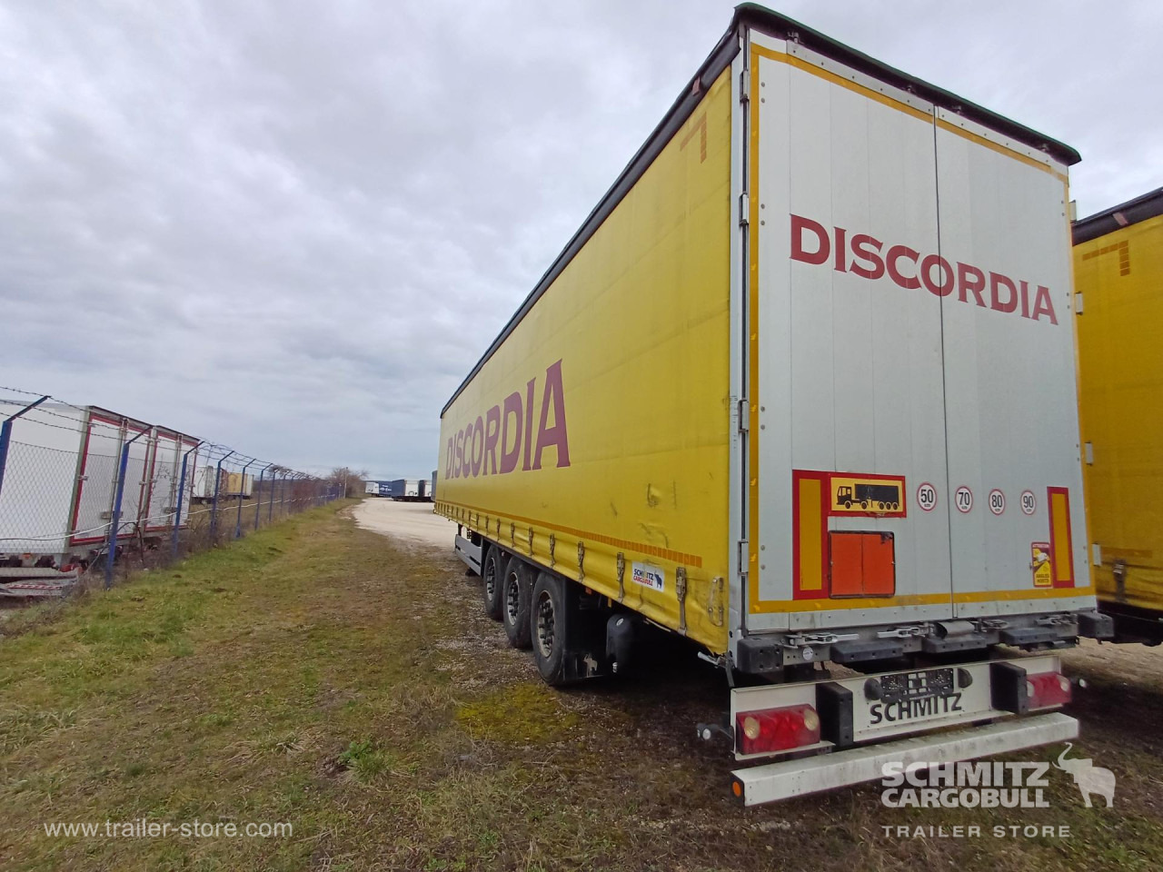 SCHMITZ Curtainsider Standard - Plachtový návěs: obrázek 5 SCHMITZ Curtainsider Standard - Plachtový návěs: obrázek 5