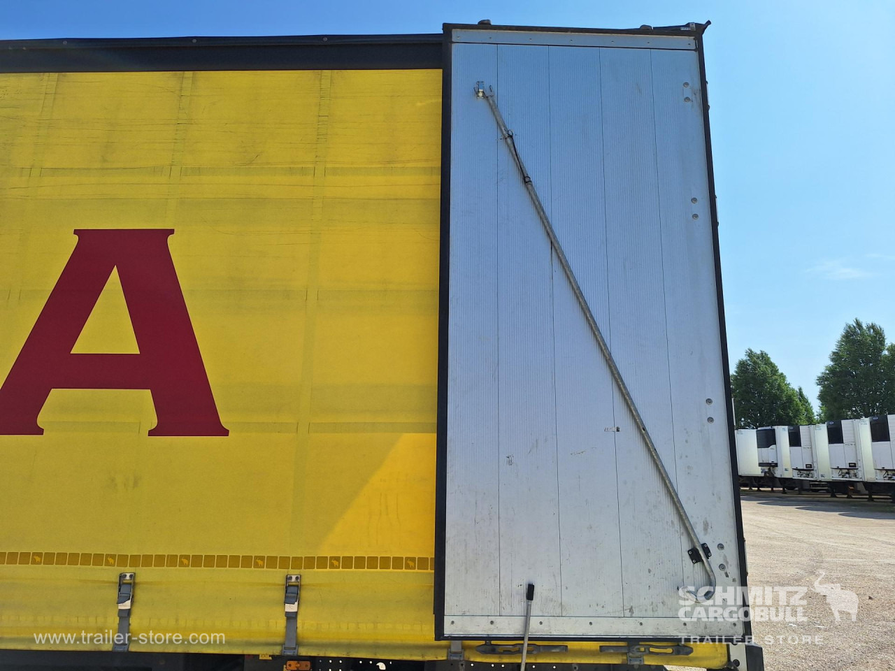 SCHMITZ Curtainsider Standard - Plachtový návěs: obrázek 3 SCHMITZ Curtainsider Standard - Plachtový návěs: obrázek 3