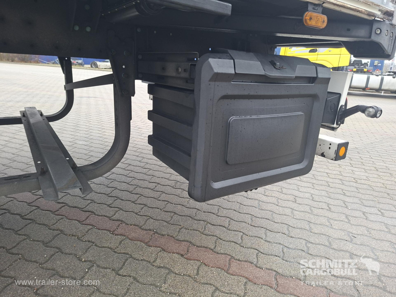 SCHMITZ Reefer Standard Double deck - Izotermický návěs: obrázek 2 SCHMITZ Reefer Standard Double deck - Izotermický návěs: obrázek 2