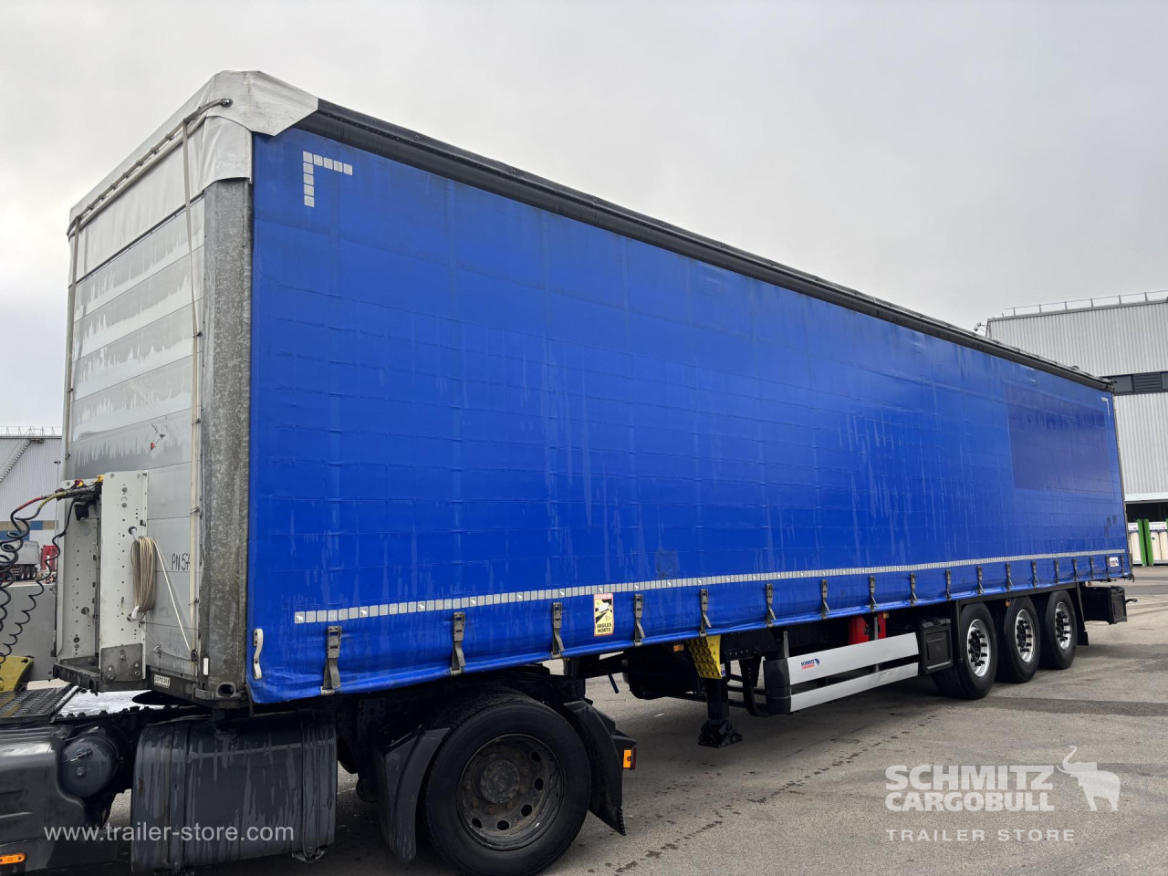 SCHMITZ Curtainsider Standard - Plachtový návěs: obrázek 4 SCHMITZ Curtainsider Standard - Plachtový návěs: obrázek 4