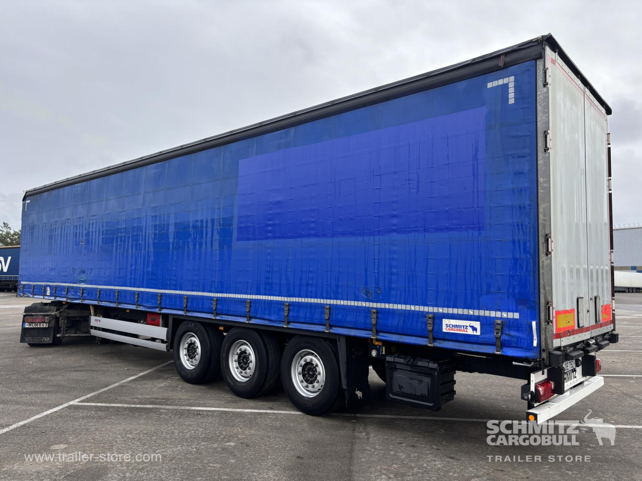 SCHMITZ Curtainsider Standard - Plachtový návěs: obrázek 5 SCHMITZ Curtainsider Standard - Plachtový návěs: obrázek 5