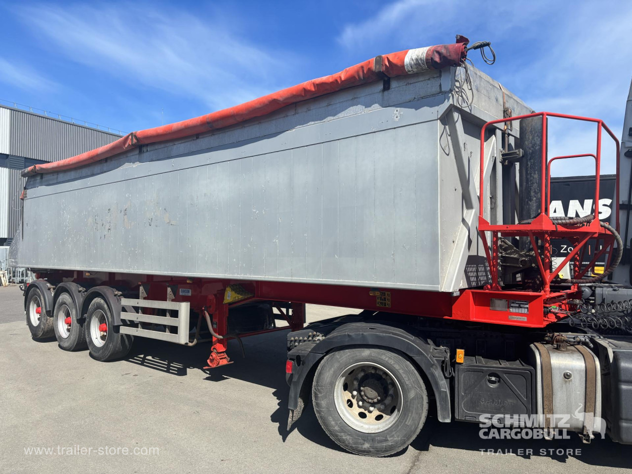 Tipper Alu-square sided body 40m³ - Sklápěcí návěs: obrázek 1 Tipper Alu-square sided body 40m³ - Sklápěcí návěs: obrázek 1