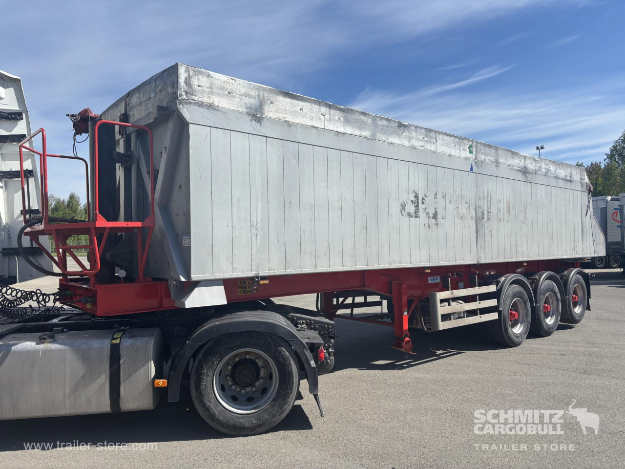 Tipper Alu-square sided body 40m³ - Sklápěcí návěs: obrázek 5 Tipper Alu-square sided body 40m³ - Sklápěcí návěs: obrázek 5