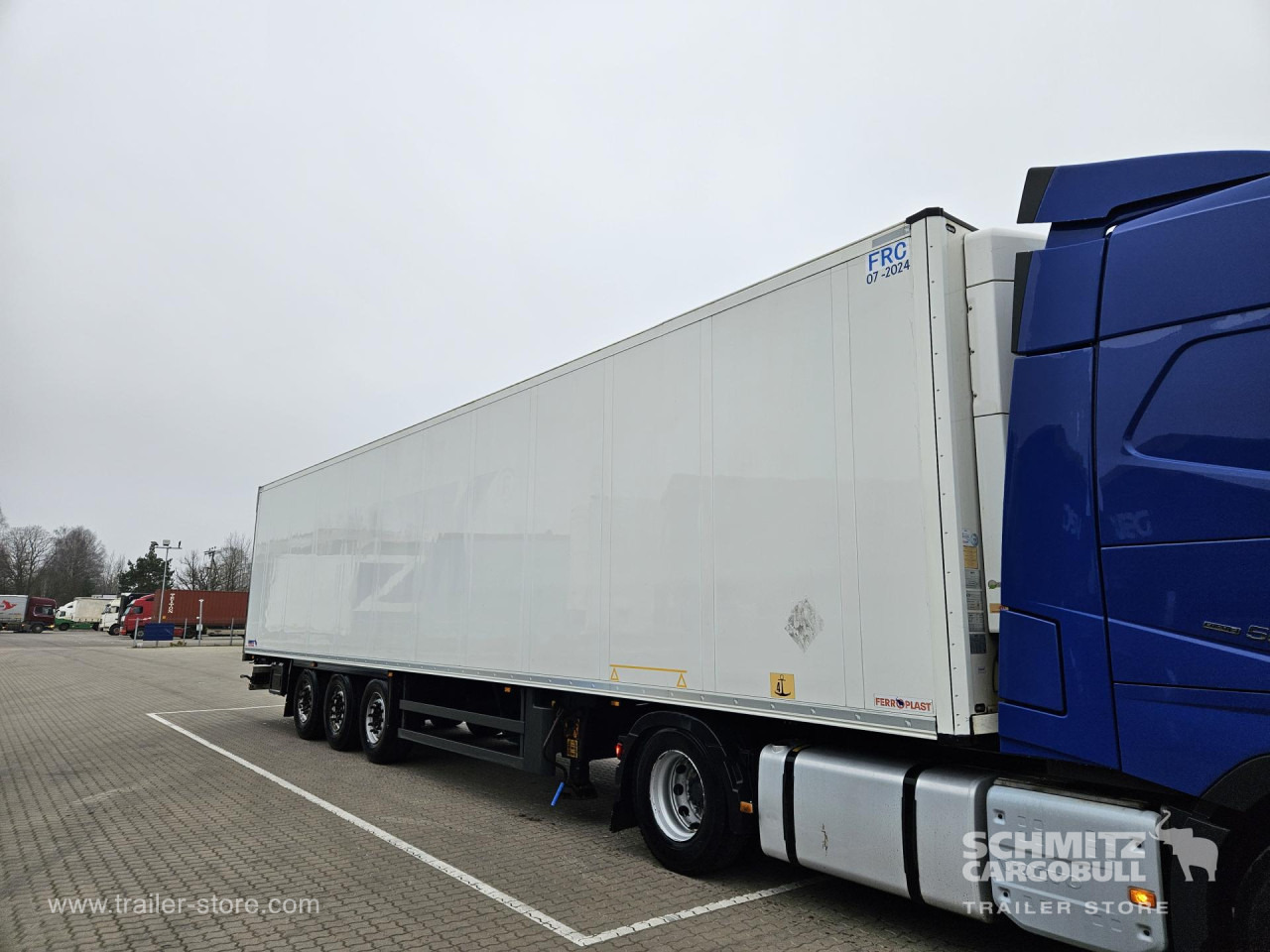 SCHMITZ Reefer Standard Double deck - Izotermický návěs: obrázek 4 SCHMITZ Reefer Standard Double deck - Izotermický návěs: obrázek 4