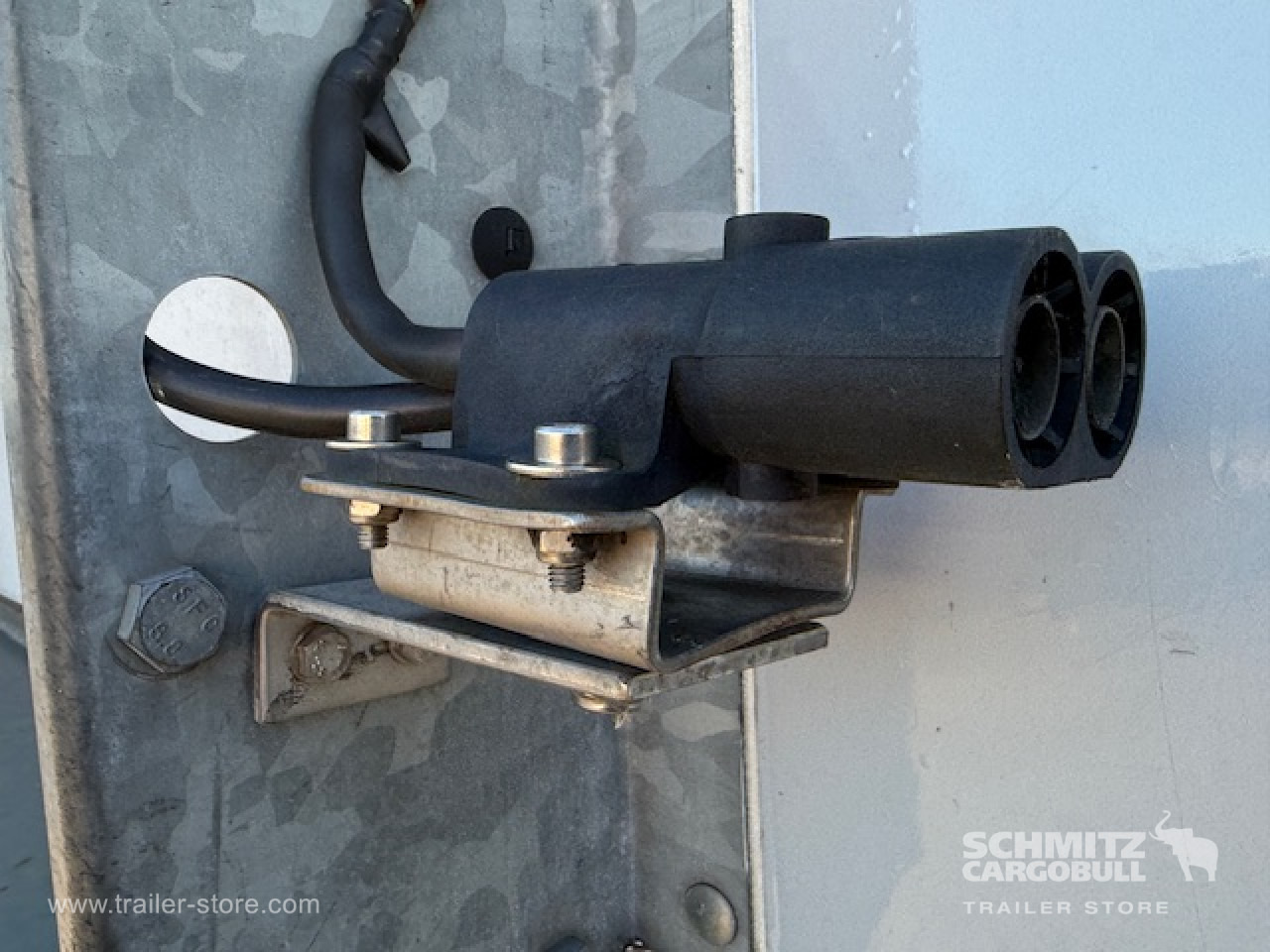 GROENEWEGEN Oplegger Kasten Standard Taillift - Skříňový návěs: obrázek 3 GROENEWEGEN Oplegger Kasten Standard Taillift - Skříňový návěs: obrázek 3