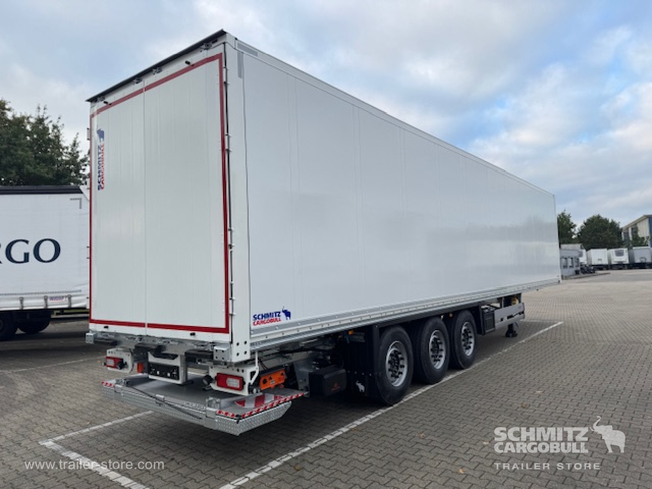 SCHMITZ Oplegger Kasten Standard Taillift - Skříňový návěs: obrázek 1 SCHMITZ Oplegger Kasten Standard Taillift - Skříňový návěs: obrázek 1
