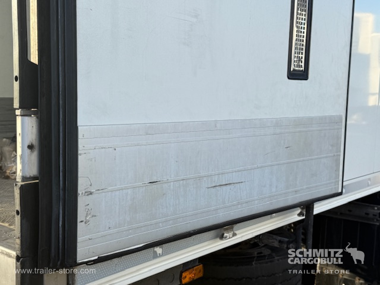 SCHMITZ Oplegger Vries Standard - Izotermický návěs: obrázek 2 SCHMITZ Oplegger Vries Standard - Izotermický návěs: obrázek 2
