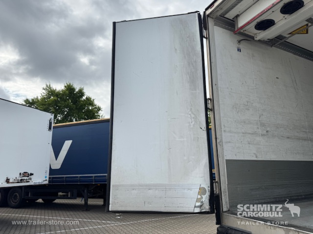SCHMITZ Oplegger Vries Standard Taillift - Izotermický návěs: obrázek 2 SCHMITZ Oplegger Vries Standard Taillift - Izotermický návěs: obrázek 2