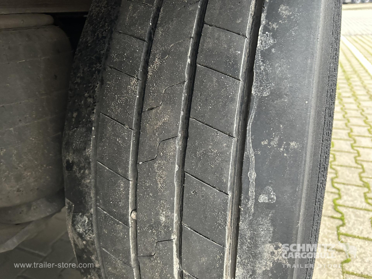 SCHMITZ Reefer Standard Double deck - Izotermický návěs: obrázek 5 SCHMITZ Reefer Standard Double deck - Izotermický návěs: obrázek 5