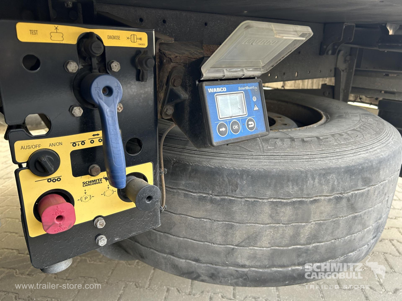 SCHMITZ Reefer Standard - Izotermický návěs: obrázek 3 SCHMITZ Reefer Standard - Izotermický návěs: obrázek 3