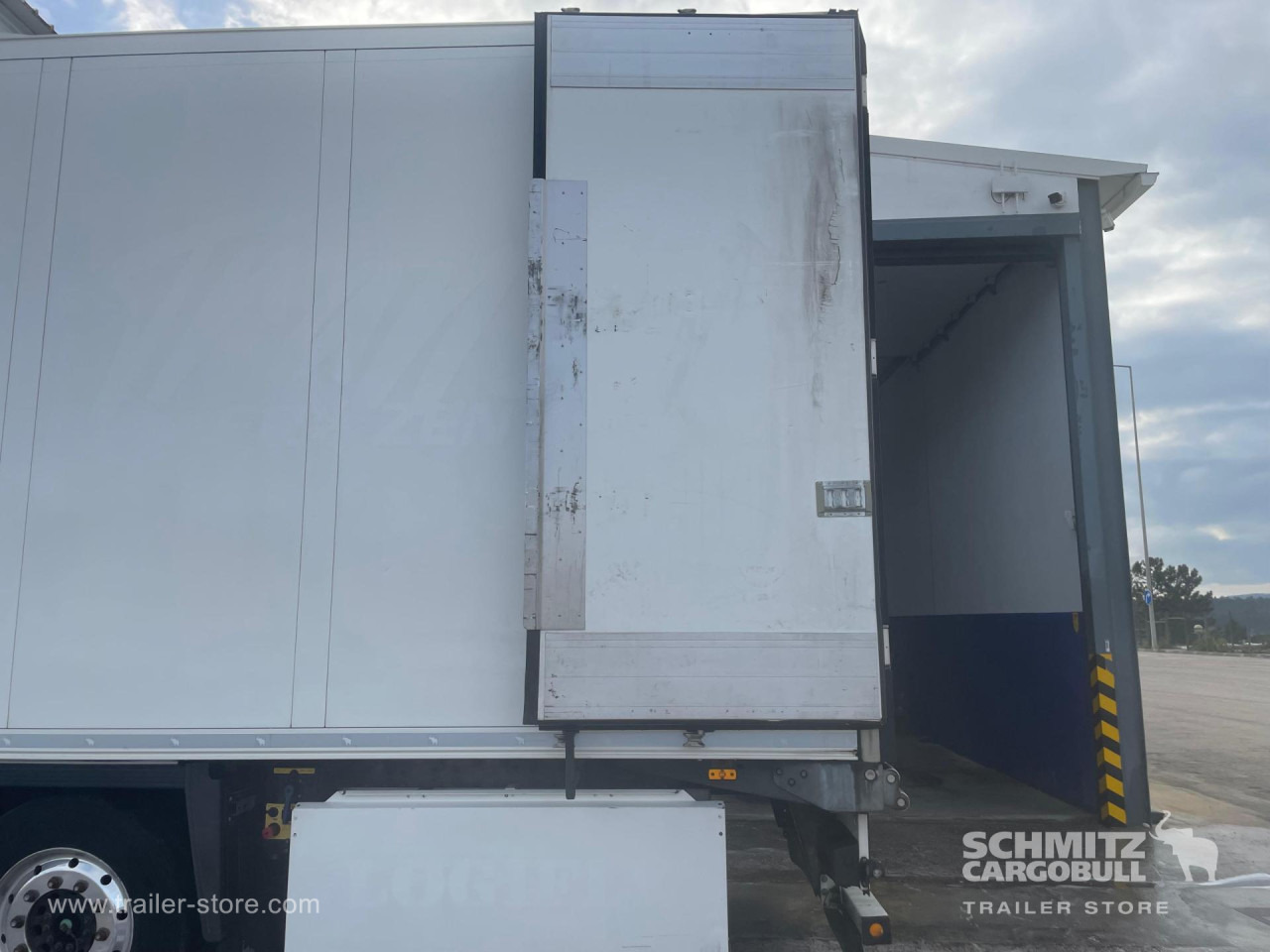 SCHMITZ Reefer Multitemp - Izotermický návěs: obrázek 5 SCHMITZ Reefer Multitemp - Izotermický návěs: obrázek 5