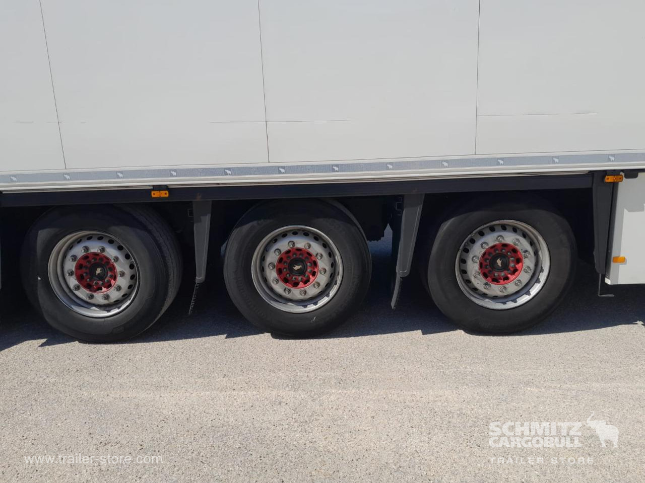 SCHMITZ Reefer Standard Double deck - Izotermický návěs: obrázek 2 SCHMITZ Reefer Standard Double deck - Izotermický návěs: obrázek 2
