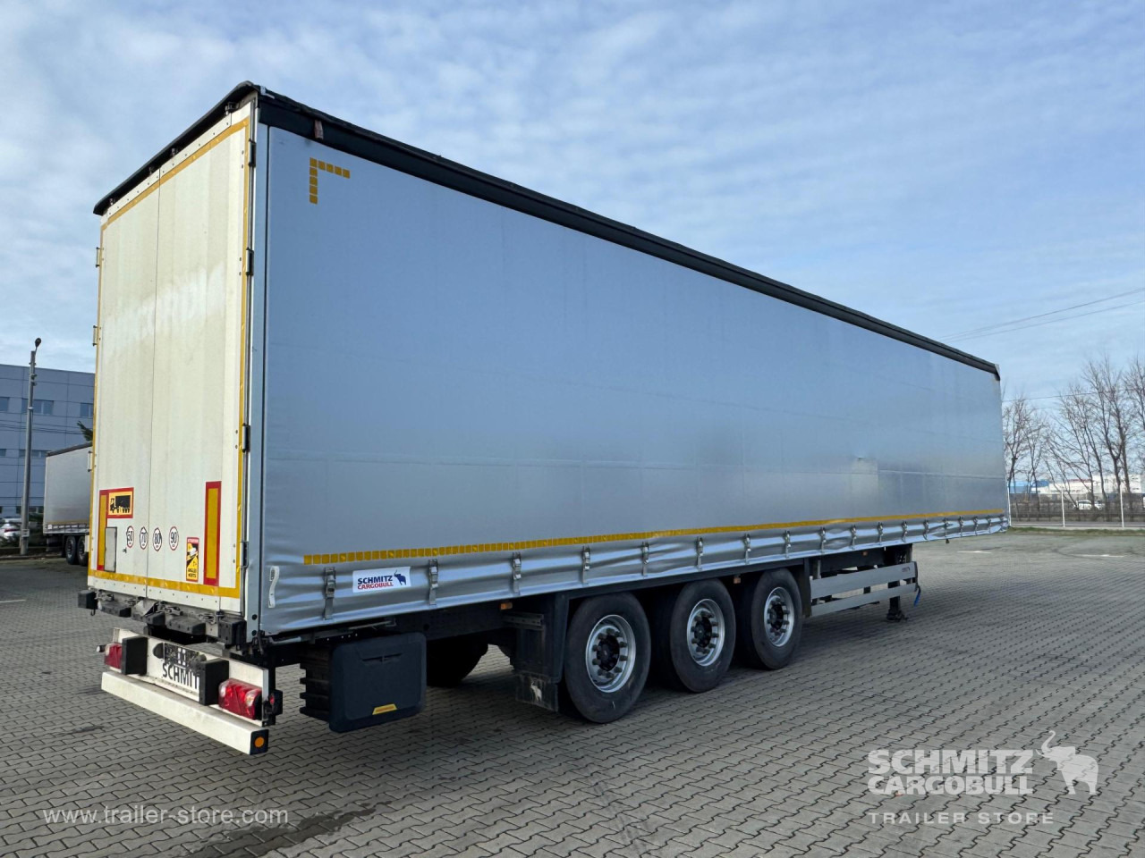 SCHMITZ Curtainsider Standard - Plachtový návěs: obrázek 5 SCHMITZ Curtainsider Standard - Plachtový návěs: obrázek 5